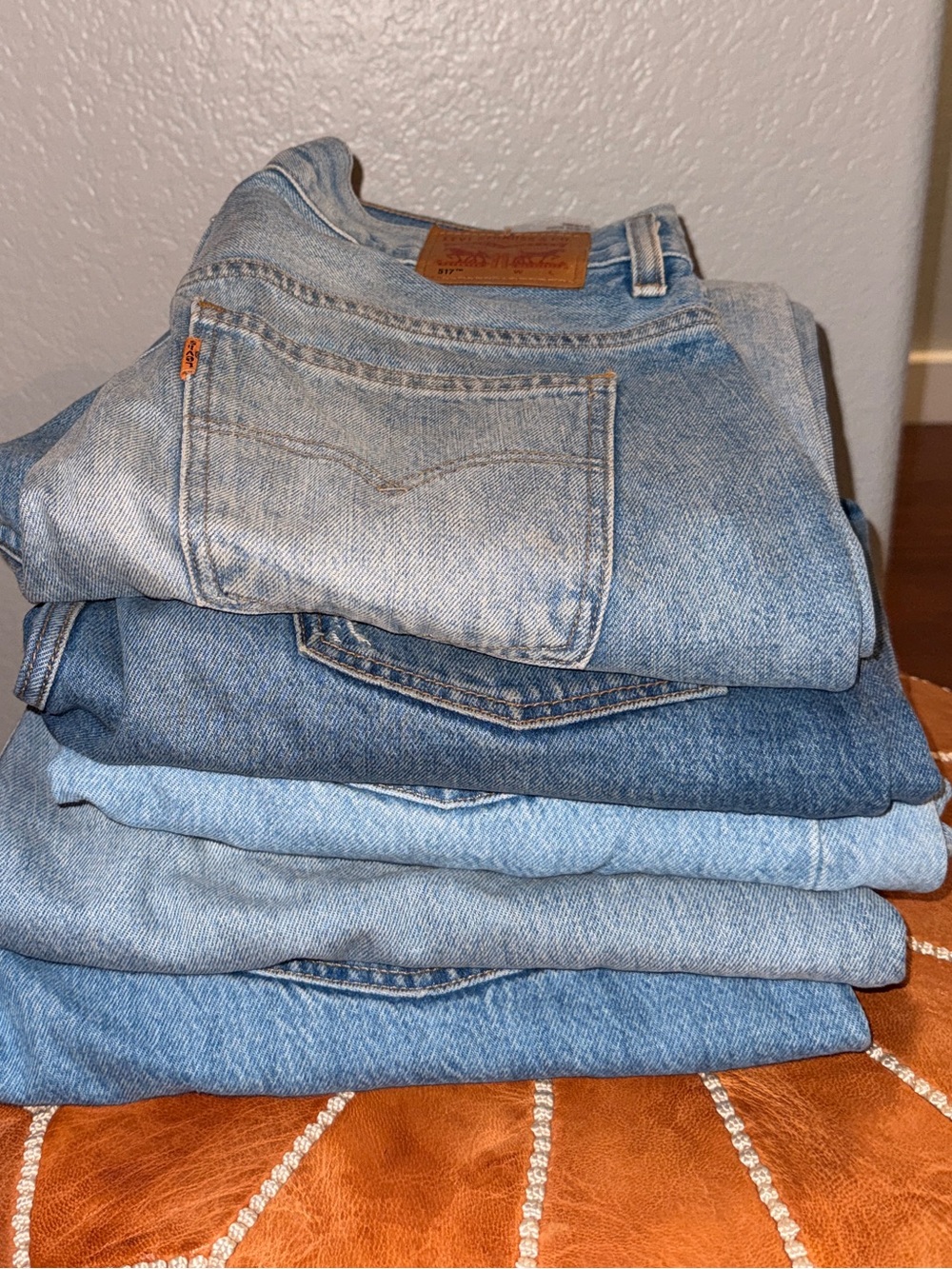 Bundle of 5 Levi Jeans Lot, 501 original, 501 skinny, 517, sizes 30-32